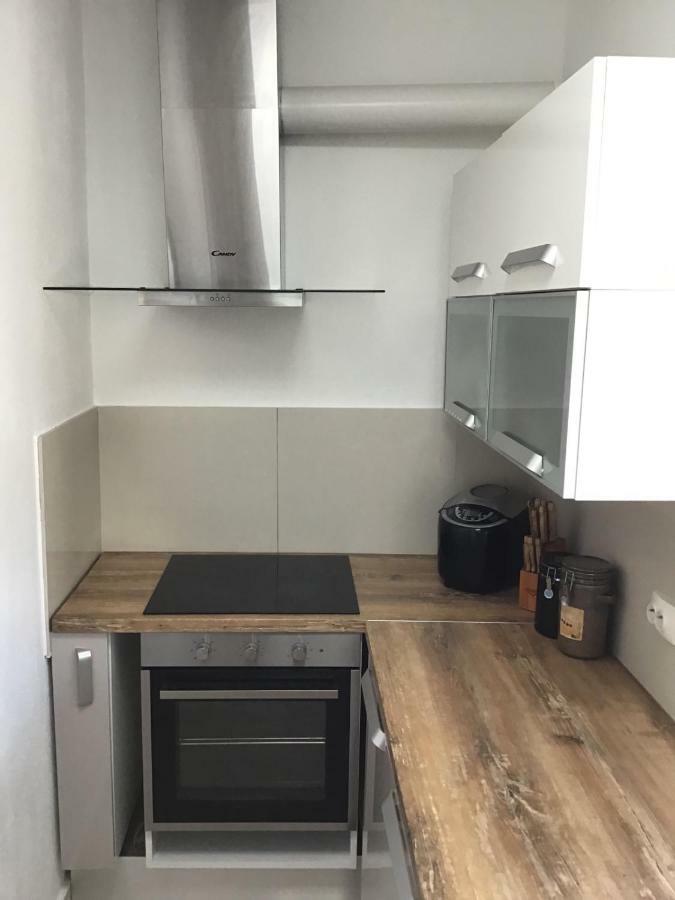 Paras Zečevo 外观 照片