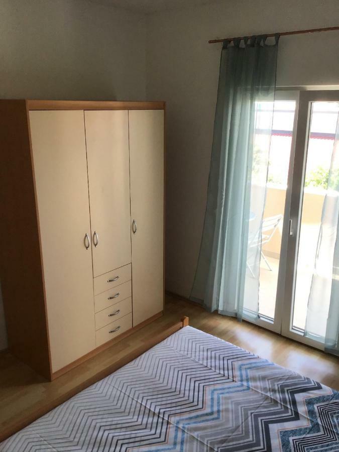Paras Zečevo 外观 照片